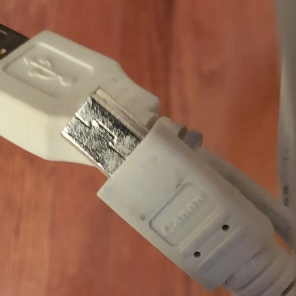 Canon White USB Charging Data Cable